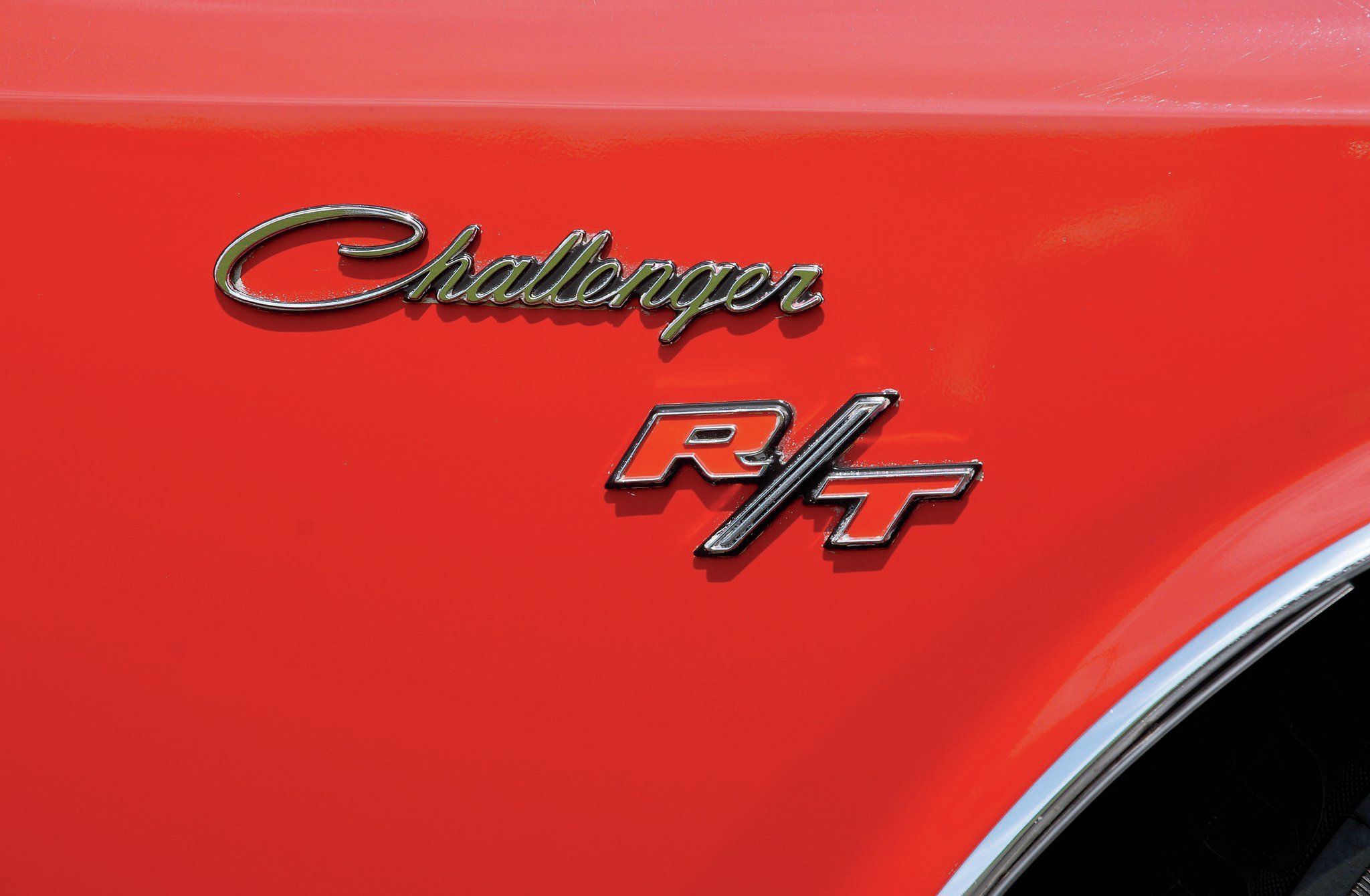 1971-dodge-challenger-rt-fender-emblem.jpg