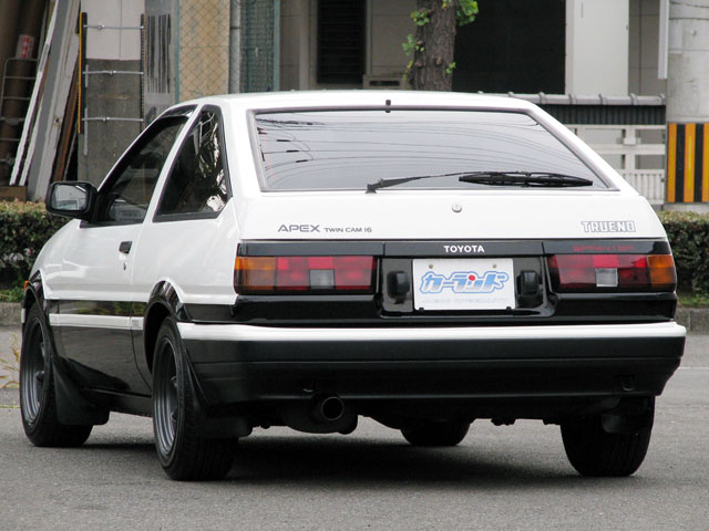 ae86-zenki-trueno-tail-light-3-door-sprinter.jpeg