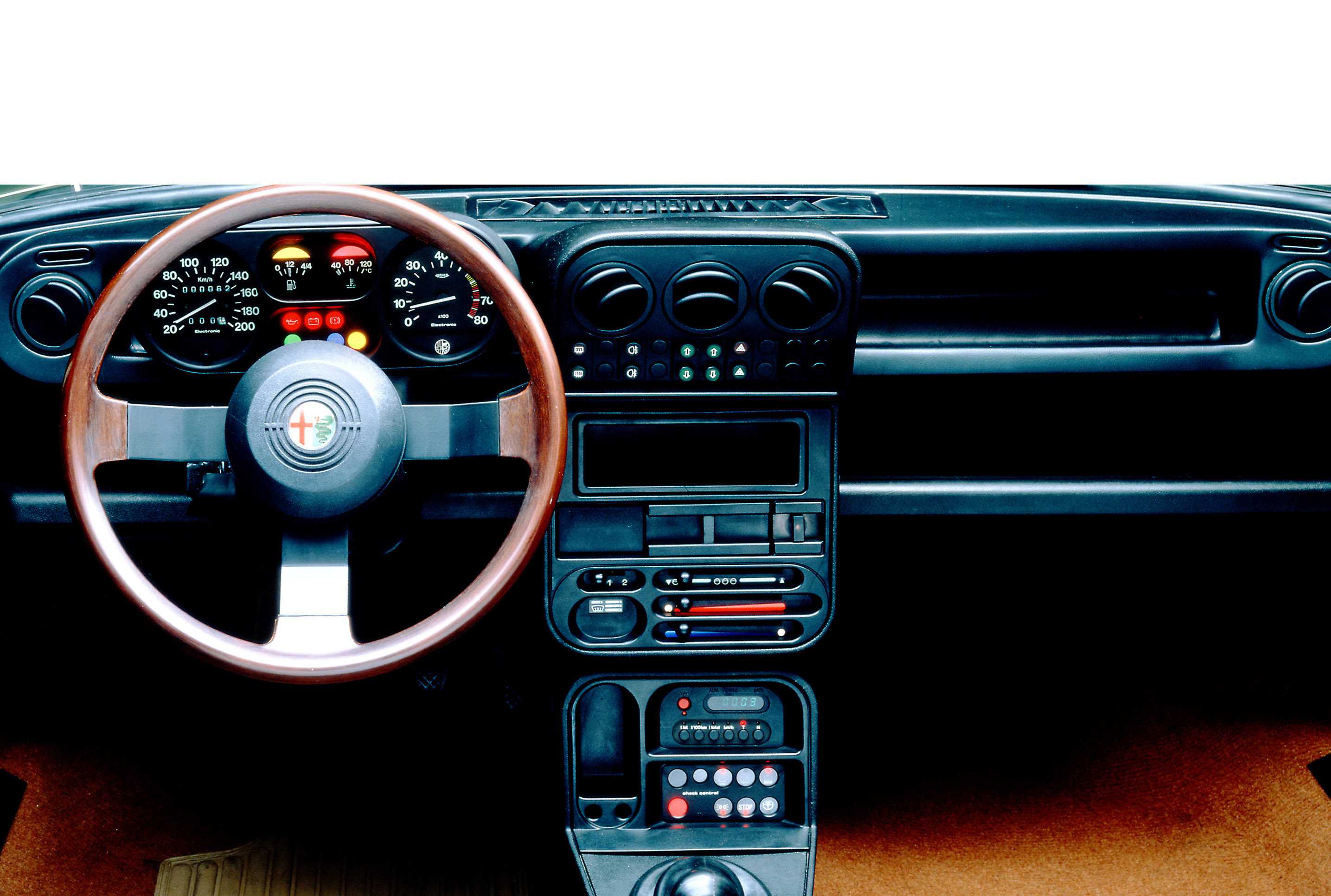 Alfa Romeo 33 1983