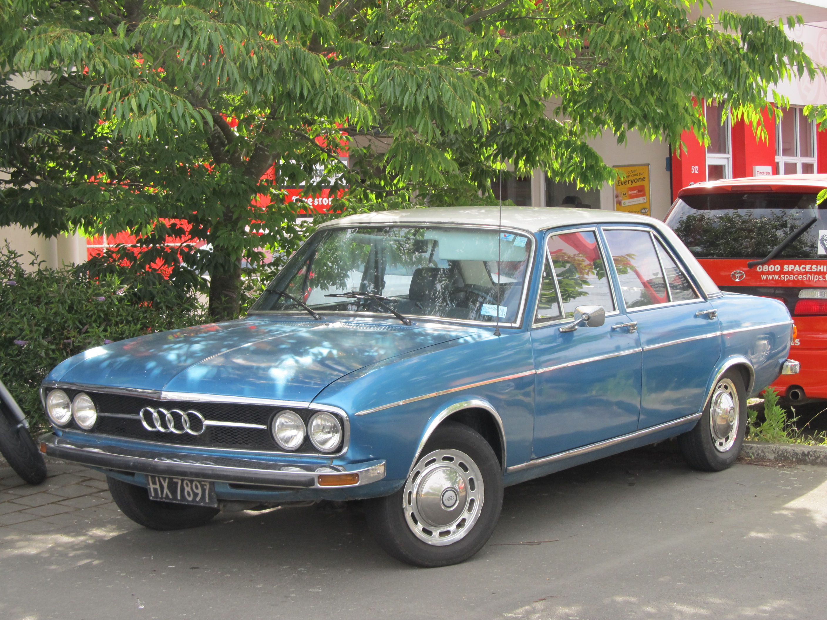 File:1972 Audi 100 LS (8346684583).jpg - Wikimedia Commons