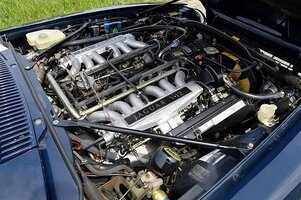 Por que um Flat 6 Porsche vale mais do que um V12 Jaguar?