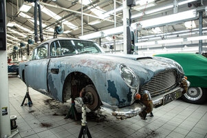 Aston Martin Works restaura DB5: o sonho de uma vida recuperado