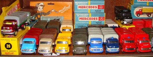 Miniaturas: Mercedes-Benz 1113 - O Pesado da Metosul