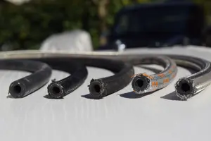 Como escolher a mangueira de combustível ideal para o seu carro clássico