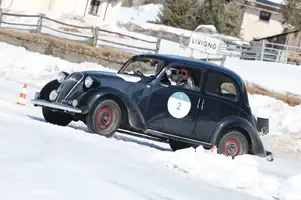 Fiat 508C conquista a Coppa delle Alpi 2026 nas estradas geladas de St. Moritz