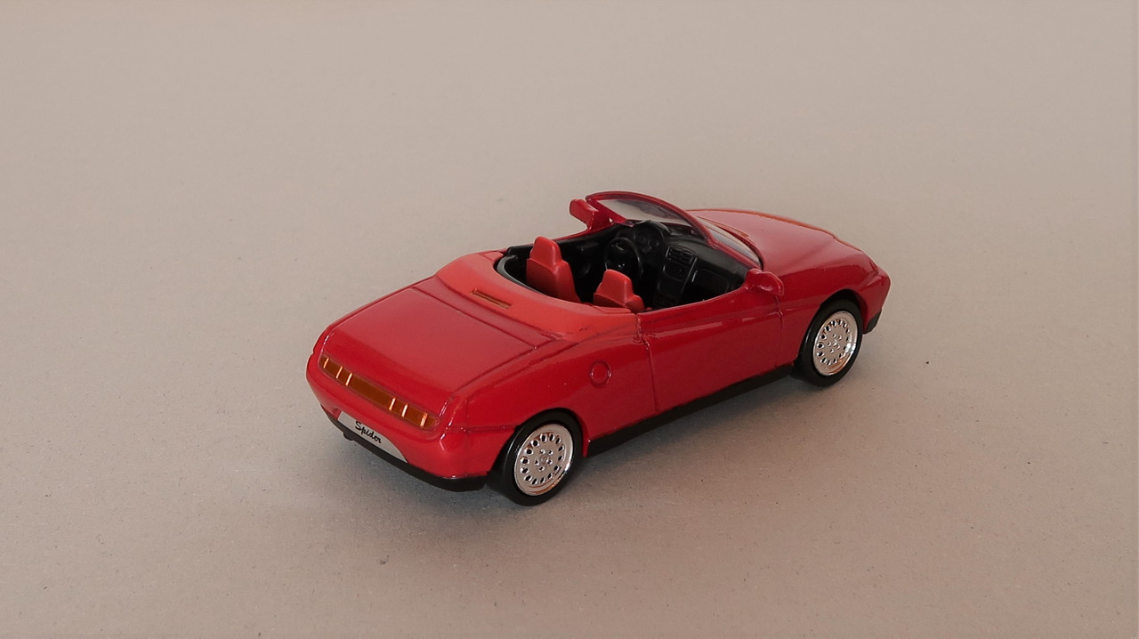 Alfa-Romeo-Spider-1996-4.jpg